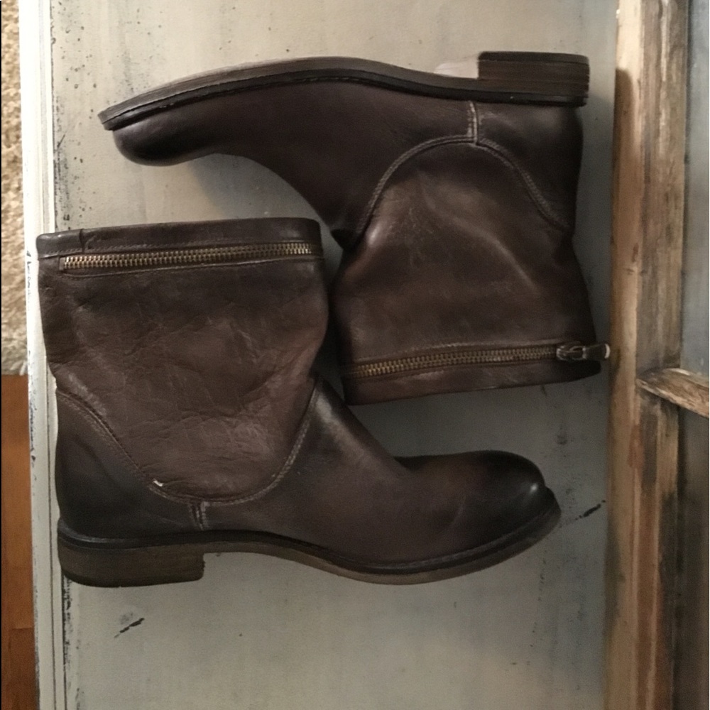 Sheridan Mia Brown Leather Ankle Boots SZ 7 NEW
